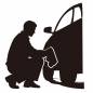 車の拭き上げ 自動車,拭く,布,車体,しゃがむ,屋外,清掃道具,仕上げ,大掃除,住宅のシルエット素材