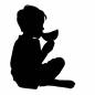 座ってスイカを食べる男の子 座ってスイカを食べる男の子 男の子,スイカ,食べる,座る,食べ物,夏休み,休日,子供,小学生,年中行事のシルエット素材