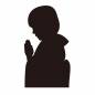 合掌をする女性の横顔 合掌をする女性の横顔 女性,合掌,参拝,初詣,横顔,横向き,着物,寺,神社,大人のシルエット素材