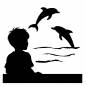 イルカを見る男の子  イルカを見る男の子  男の子,イルカ,生き物,ショー,見る,水族館,レジャー,夏休み,休日,子供のシルエット素材