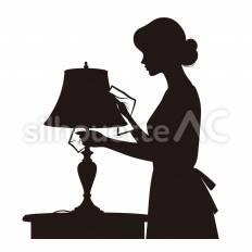 ランプシェードを拭く ランプ,照明,布のシルエット素材